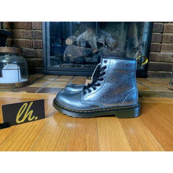 Size EUR 34 Dr Martens 1460 Pascal Metallic Gunmetal Boots